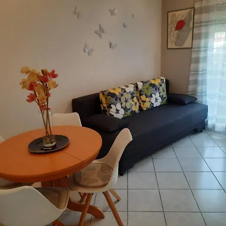 Tina Apartamento *